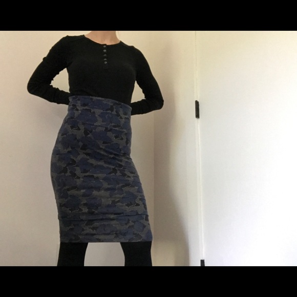 Ecote Navy Floral Print High Waisted Pencil Skirt - Picture 4 of 13